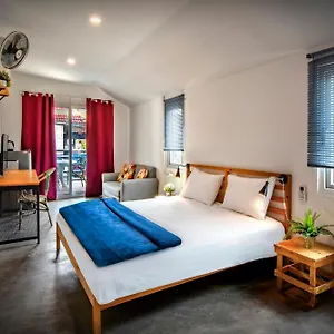https://cafe-del-sol-guesthouse.tophotelskohtao.com