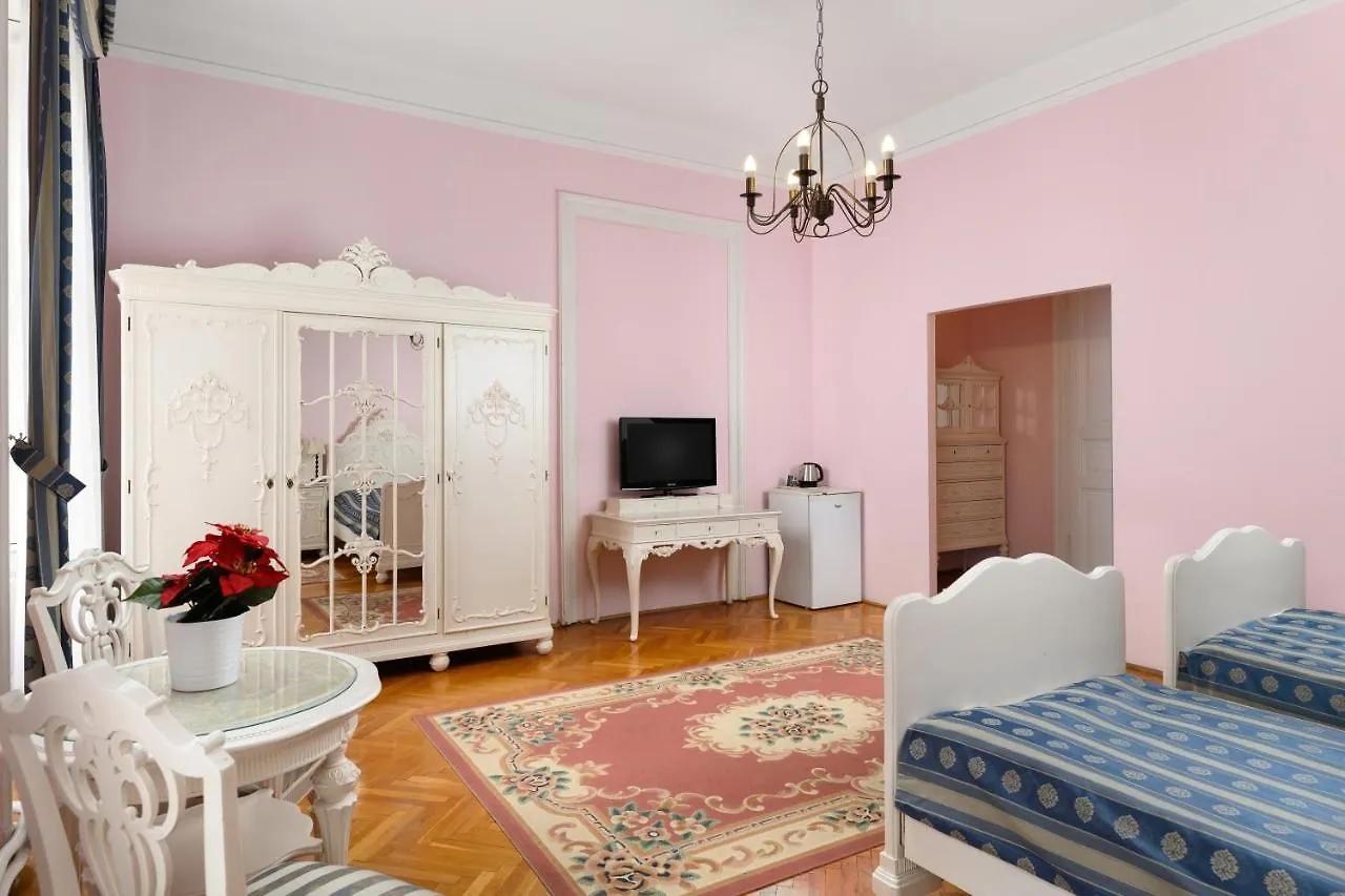 *** Lägenhetshotell Kalvin House Budapest Ungern